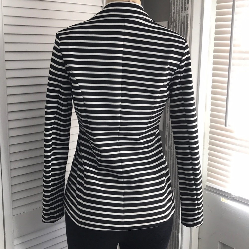 Mossimo black and white striped blazer. - Picture 5 of 9